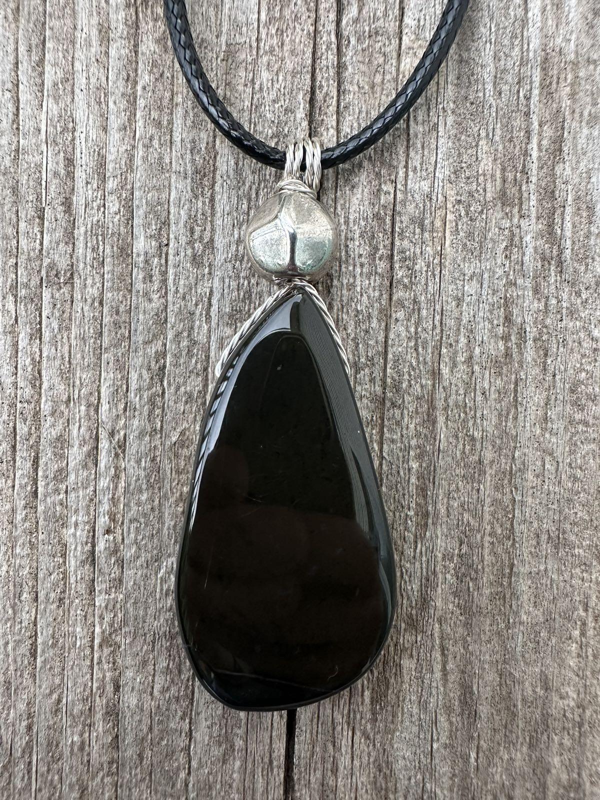 Sardonyx Necklace for Willpower Vigor and Stability.