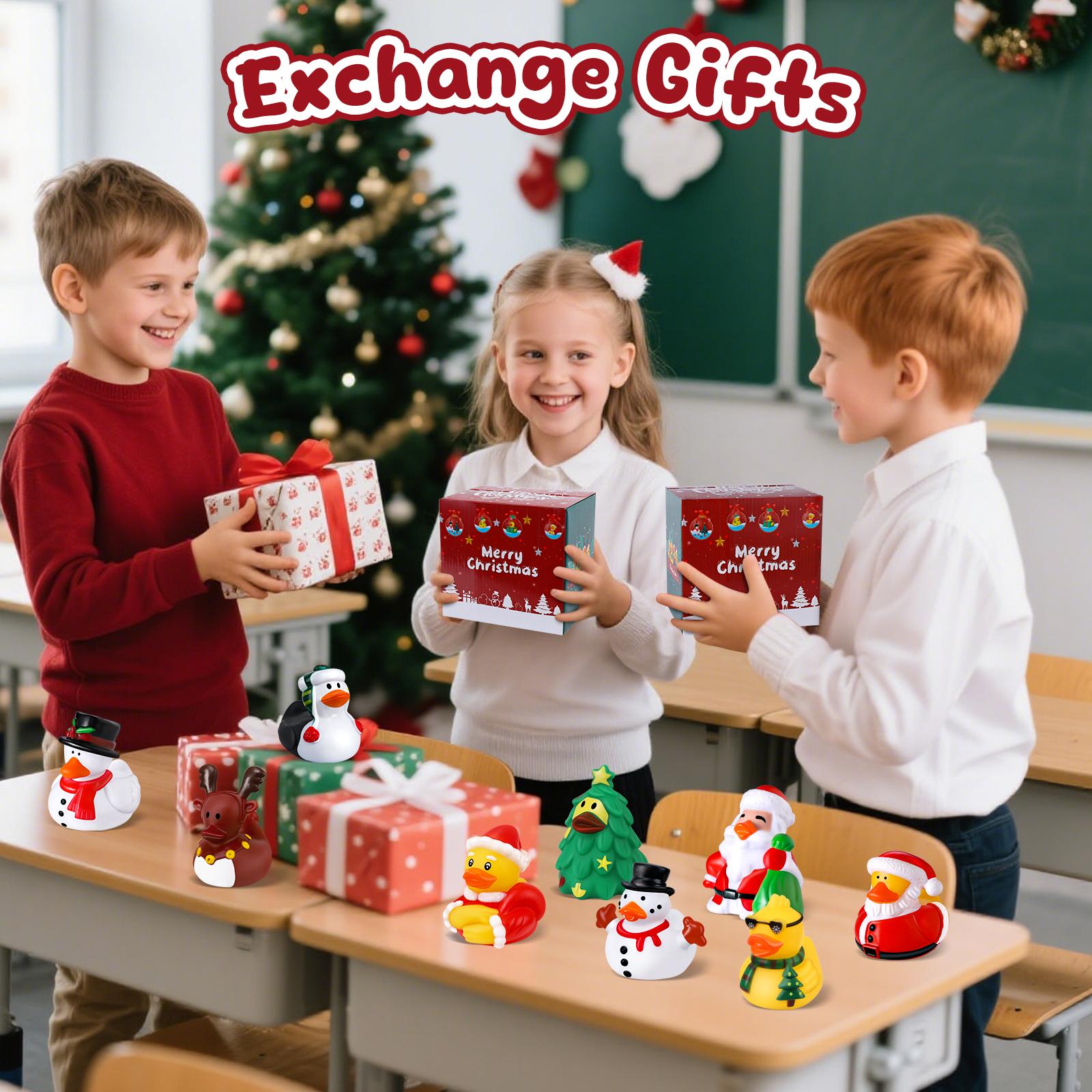 24 Pcs Christmas Rubber Ducks with Bag， 3.5 Inch Ducks for Ducking, Bath Toy Christmas Party Favors Gifts，Kids Goodie Bag Fillers Jeep Ducks for Girls Boys