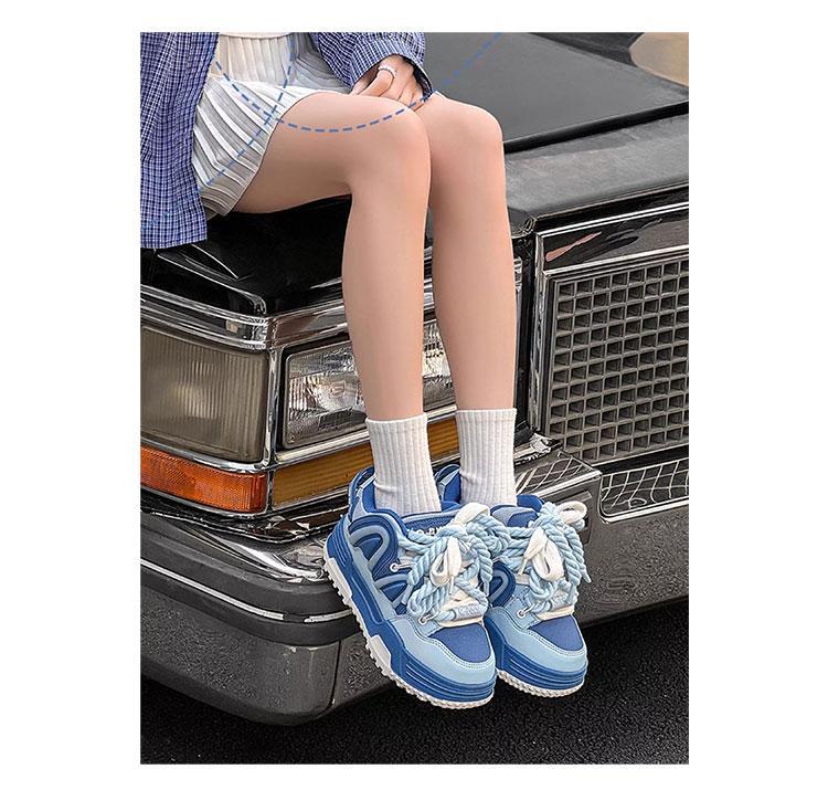Q-AND Fashionable and Versatile Casual Sporty Skate Shoes Color-block Height-increasing street-style Sweet and Edgy Style Non-slip sole Breathable School-style Warm-keeping Thick sole Couple style Bread-style sneakers