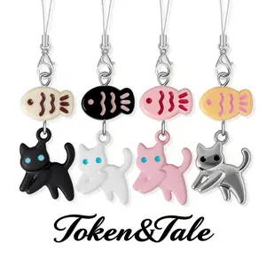 Animal Shaped Pendant for Camera Phone Backpack Charm Fashion Cute Cat & Fish Design Gift to GF Keychain  Accessories for Women Men Trendy Gift Idea Decor Hanging Ornaments Decoration Decoration Hangable