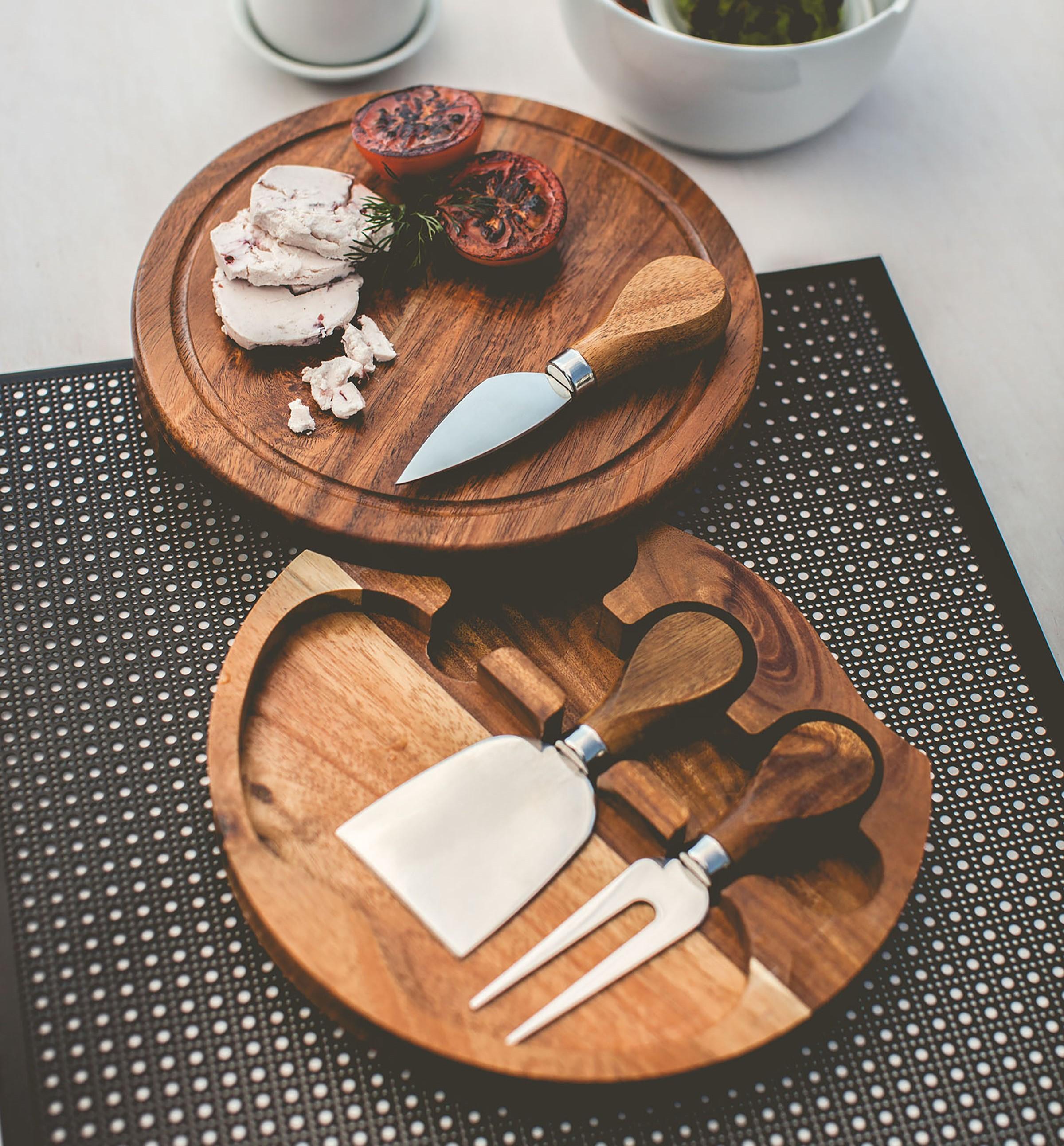 Acacia Brie Cheese Cutting Board & Tools Set, (Acacia Wood)