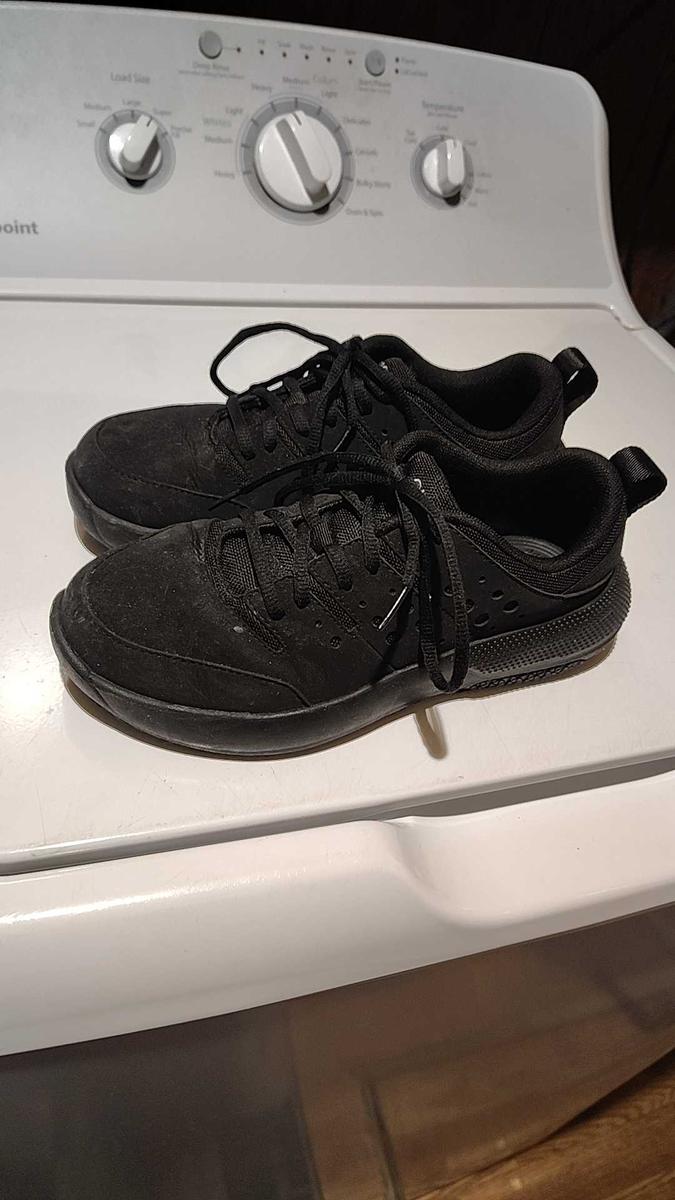 Item: Atmosphere/Multi, Womens 8