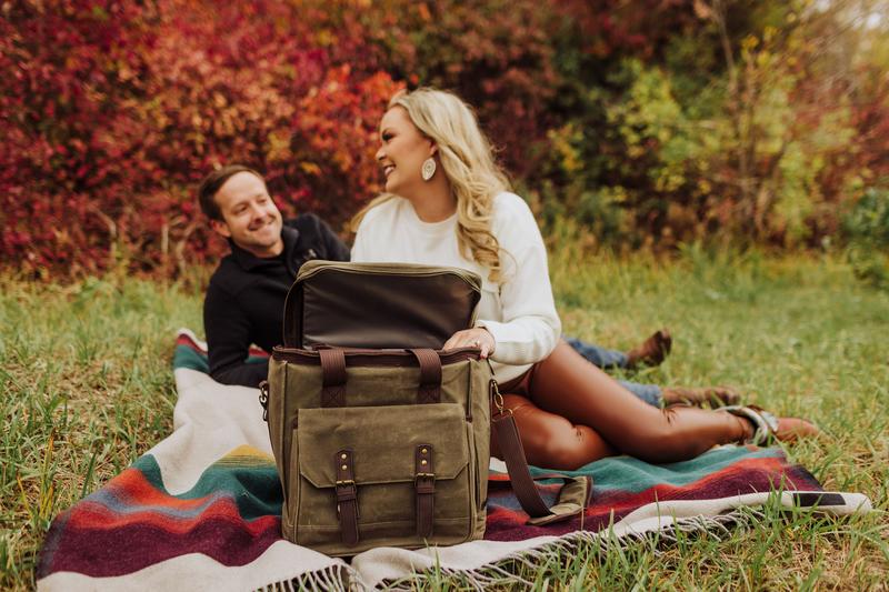 Weekender 6 Bottle Insulated Wine Bag, (Khaki Green with Brown Accents)