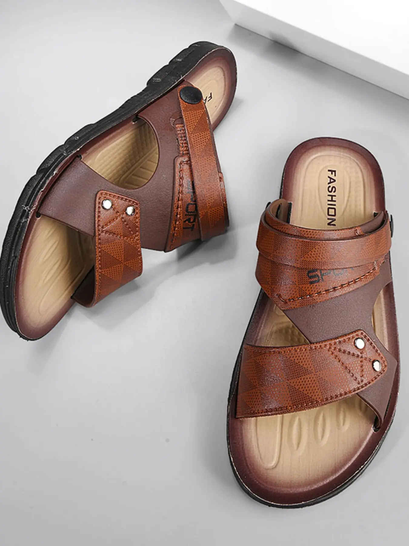 Men's High-End Casual Sandals, New Summer Model, Durable Anti-Slip Soft Sole, Indoor & Outdoor Use, Comfortable Footwear