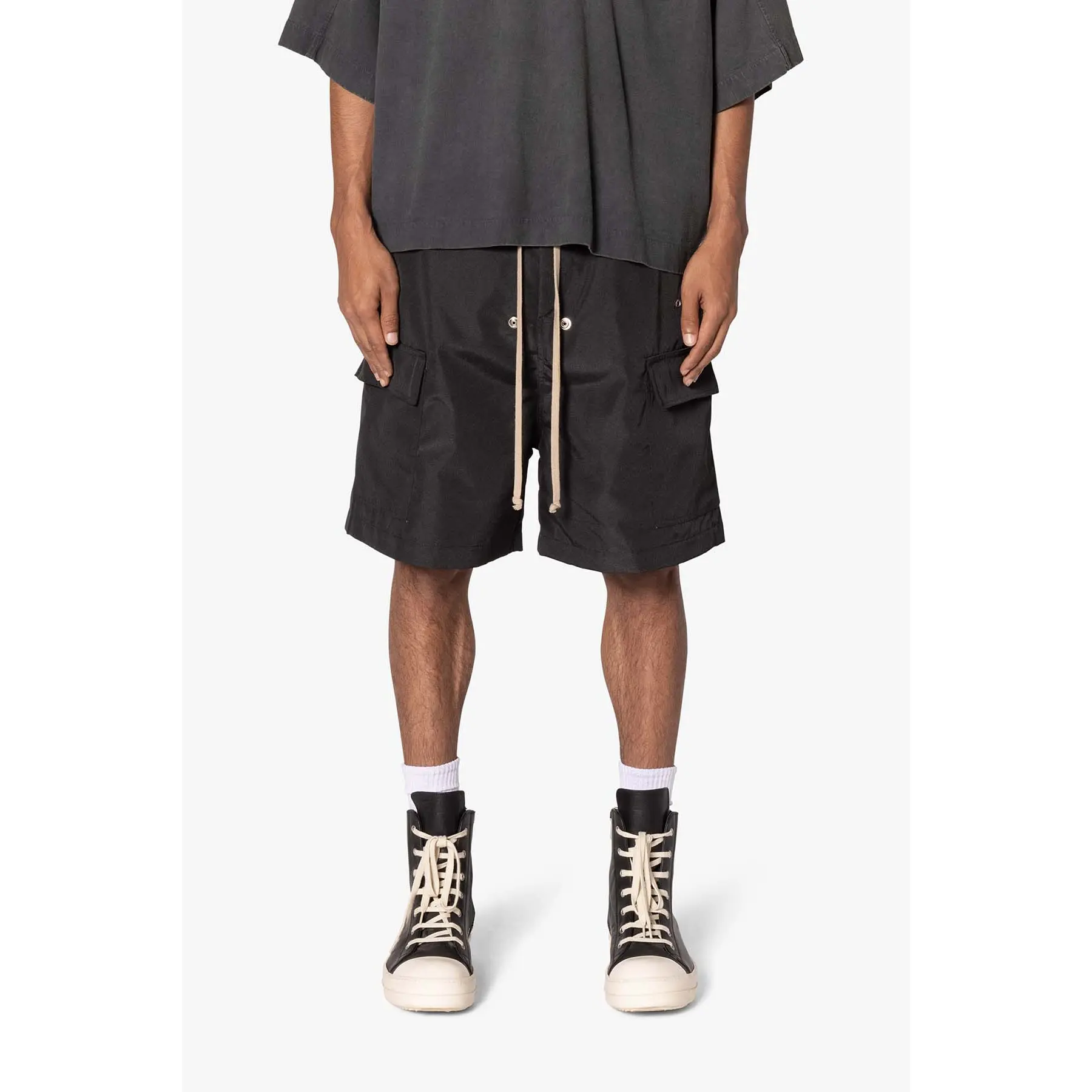 mnml Rave Double Cargo Shorts - Black