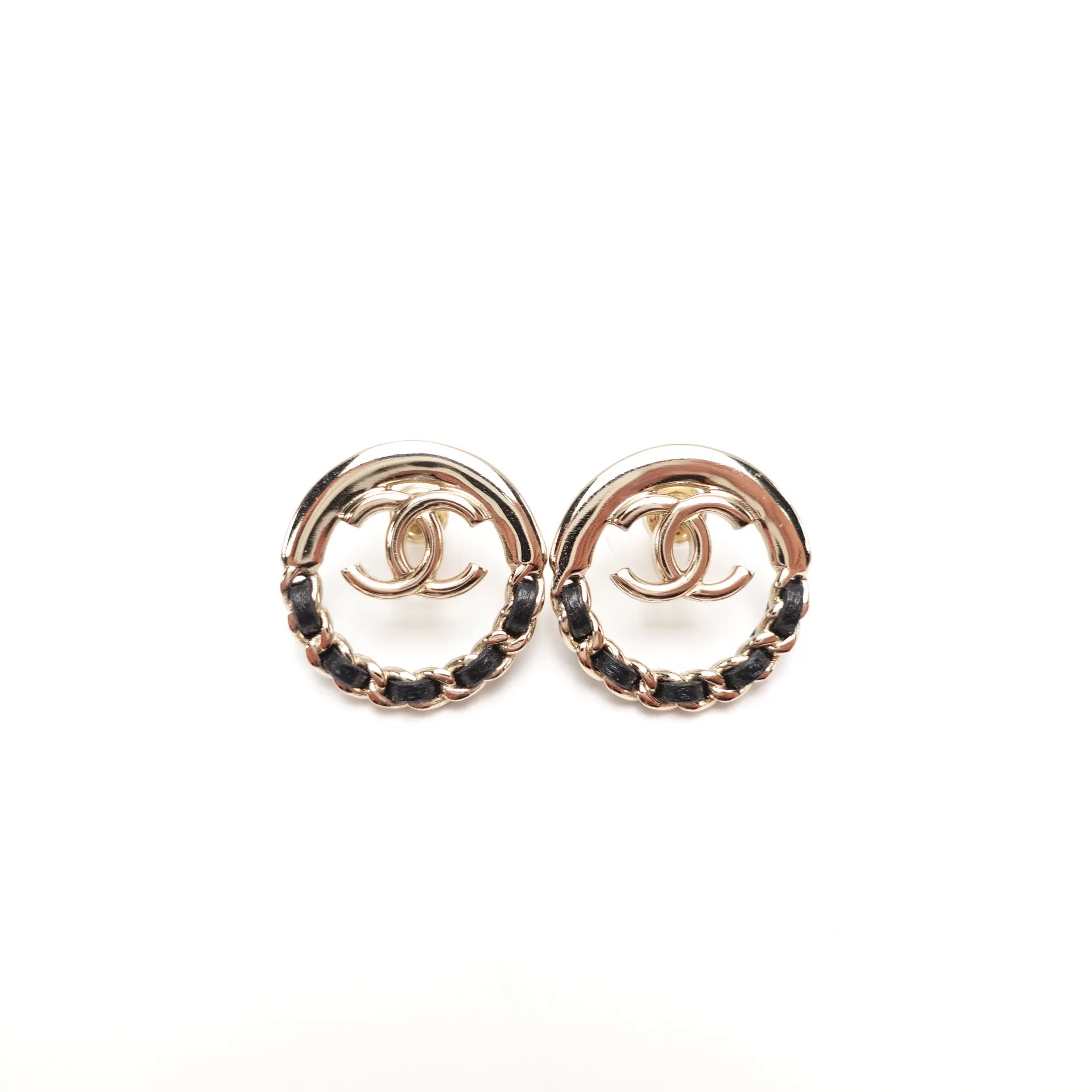 Pre-owned Chanel Gold Tone Metal CC Earrings T10439425