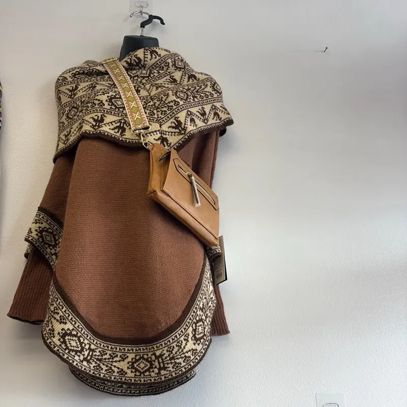 Brown and khaki shawl from Peru