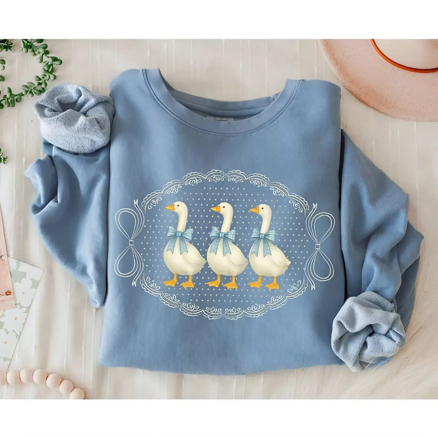 Vintage Country Geese s Sweatshirt Blue 1980s Kitchen Farmhouse Crewneck Silly Goose Lover Sweatshirt Retro Mama Cottagecore