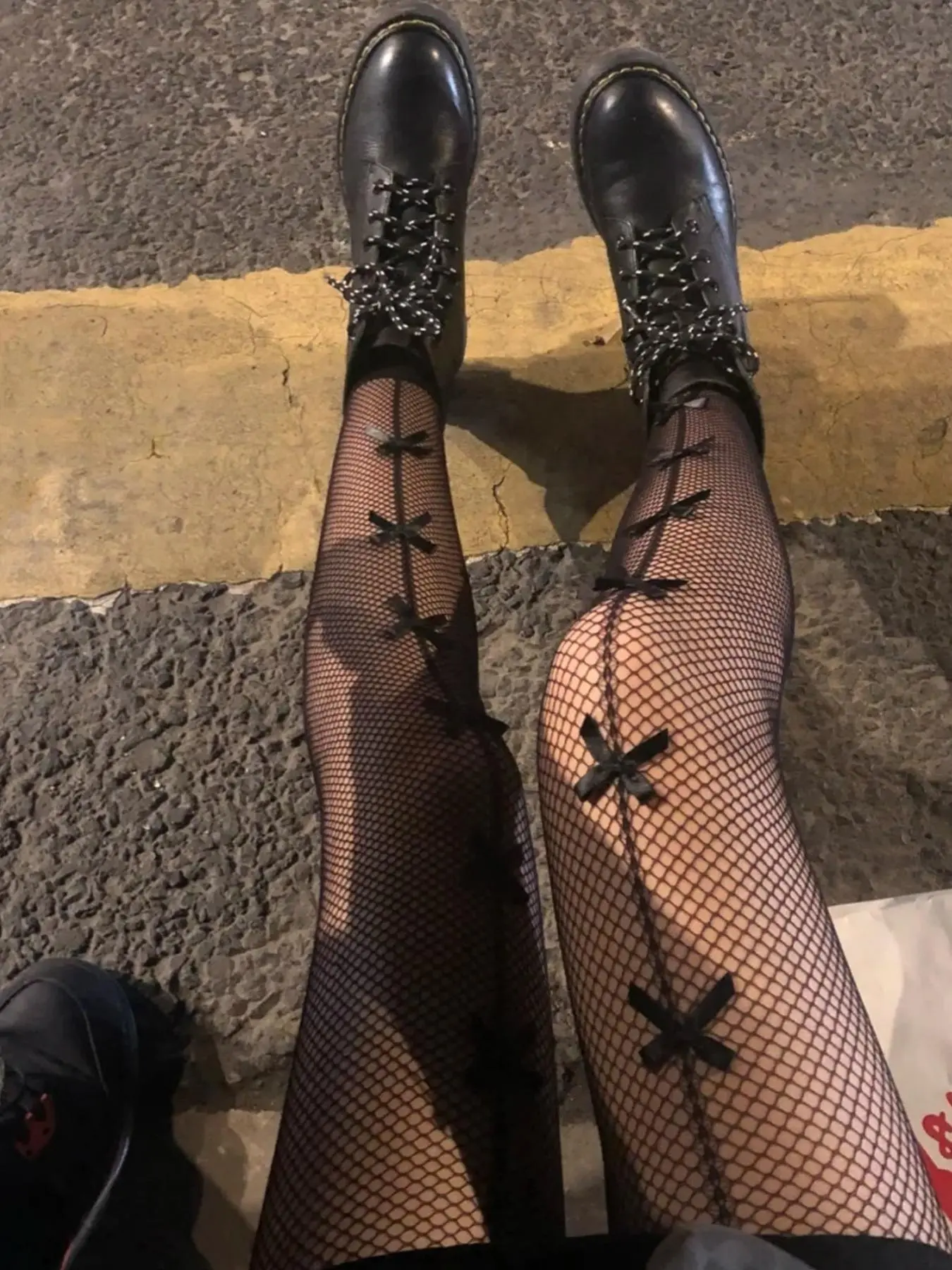 Women's Bow Decor Fishnet Tights, Hollow Out Pantyhose for Ladies, Black Sheer Mesh Stockings for Costume Cosplay Dance Party Punk, Women's Socks & Hosiery, Fit, Cosplayers