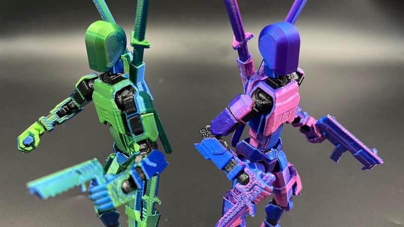 T13 3D Multi-Jointed Action Figure Set - Fully Assembled Titan 13 Poseable Robot Model, Nova T-13 Articulated Collectible, Desktop Decor for Gamers & Anime Fans