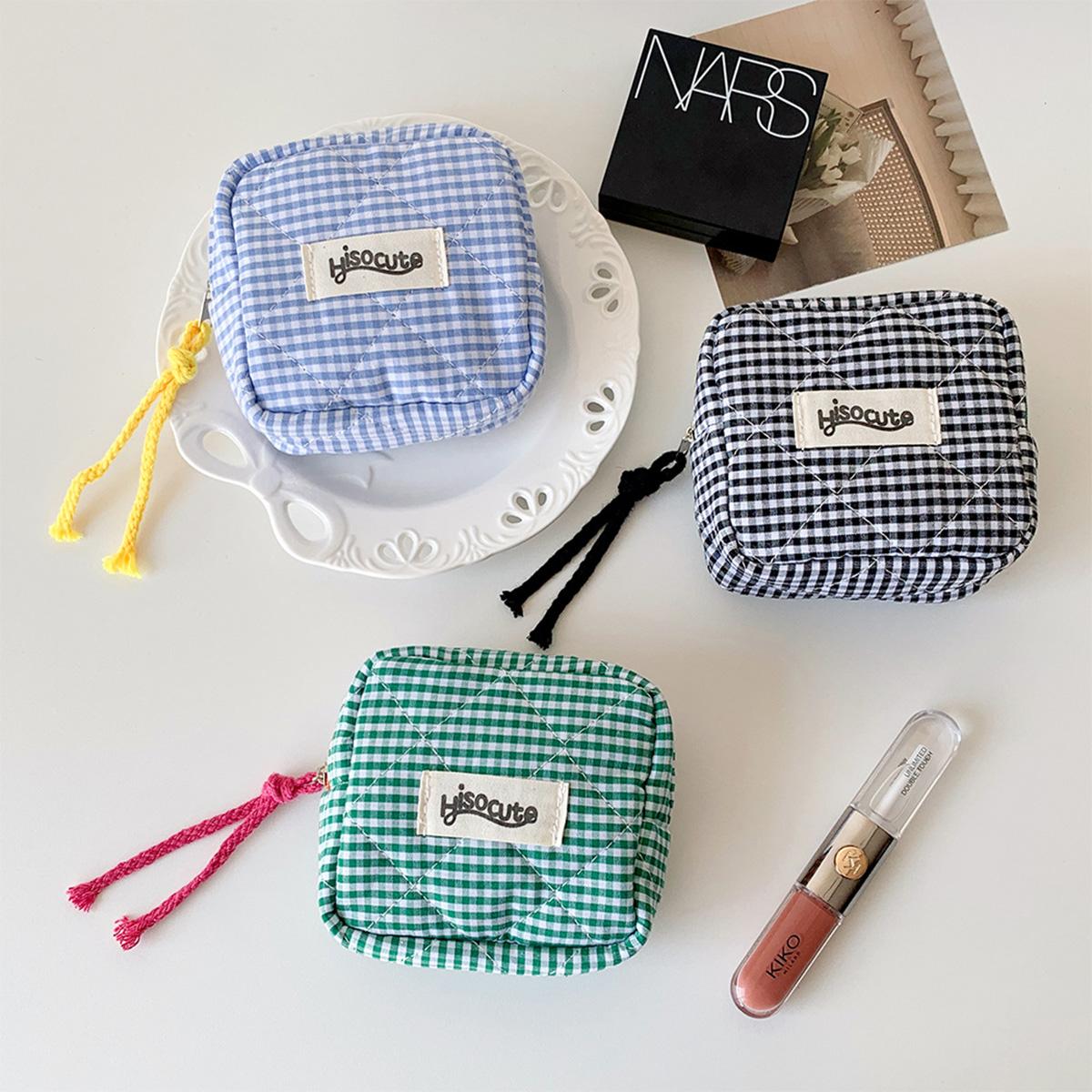 Plaid Pattern Makeup Bag,Portable Cosmetic Storage Bag with Zipper,Versatile Makeup Organizer Pouch for Travel & Daily Used, Makeup Brushes Organizer,Gifts For Women Plaid Pattern Makeup Bag,Portable Cosmetic Storage Bag with Zipper,Versatile Makeup Organizer Pouch for Travel & Daily Used, Makeup Brushes Organizer,Gifts For Women