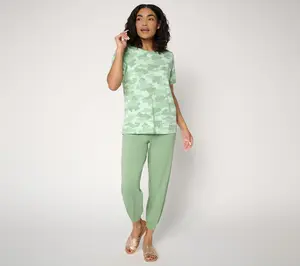 Andybody Regular Cozy Knit Printed Tee & Jogger Set