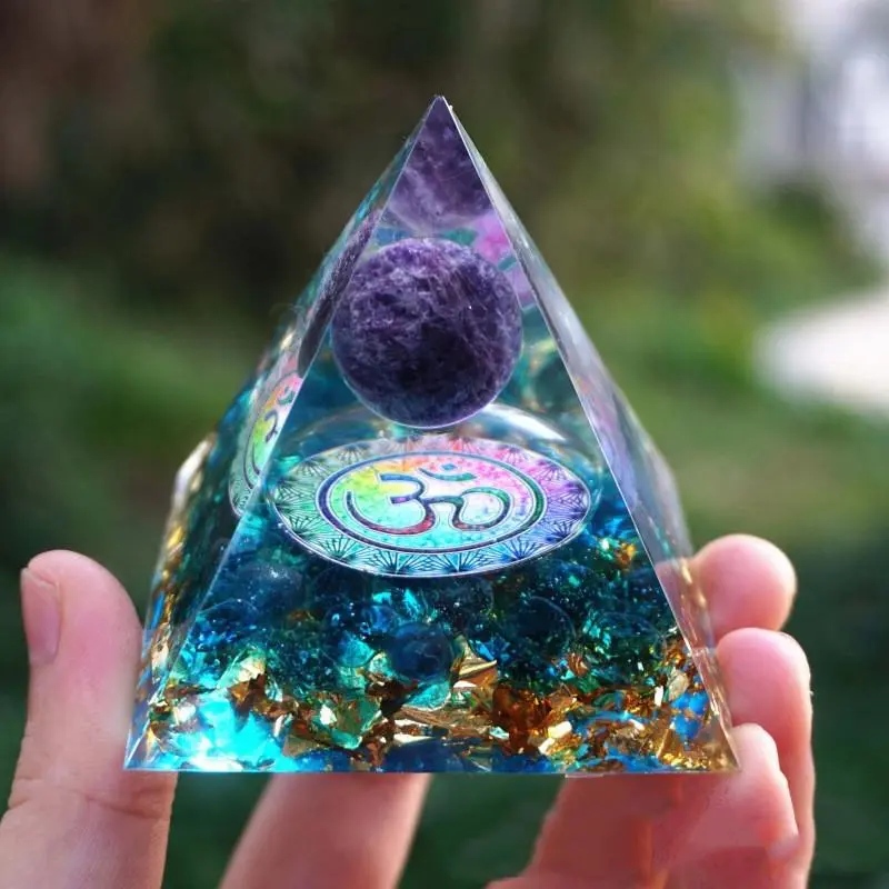 1 pc Natural Crystal Pyramid Energy Tower Decor, 6cm Geometric Ornament with Gravel & Crystal Epoxy (Jewelry Accessories & Derivatives), 1 Pc Set