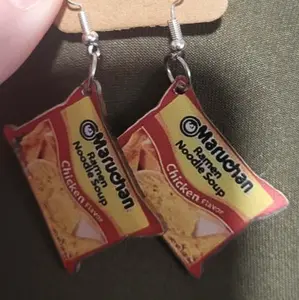 ramen noodle earrings