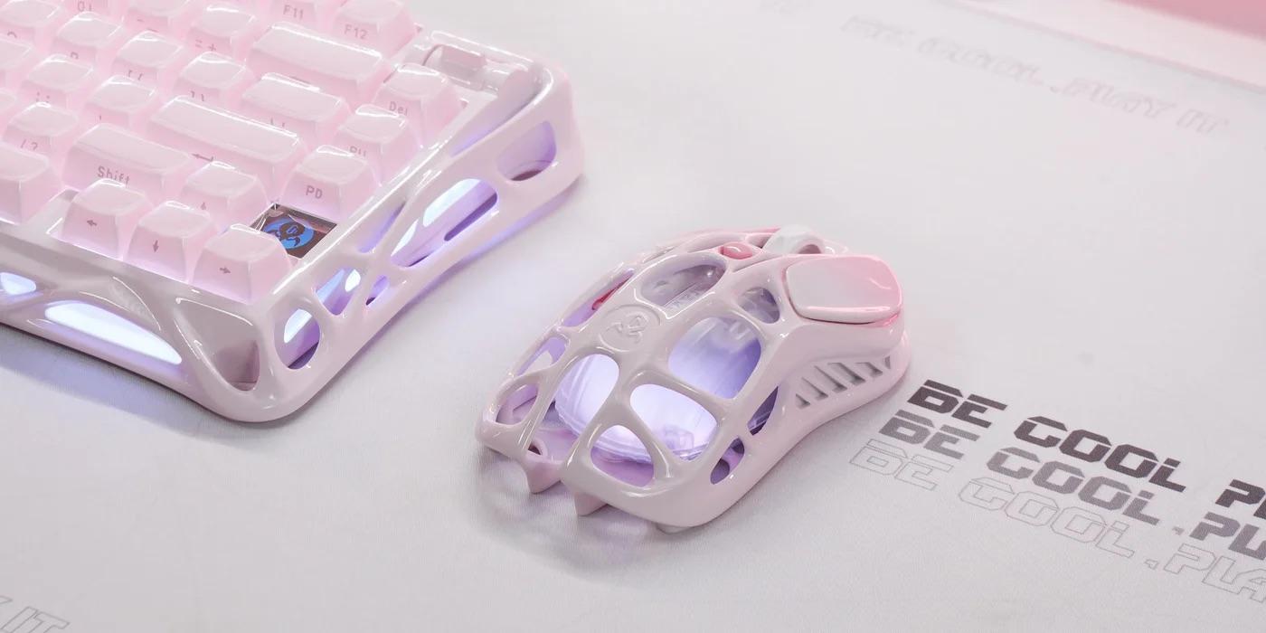 GravaStar Mercury M1 Pro Wireless Gaming Mouse, Pink Mouse, Lightweight Magnesium Alloy, 26,000 DPI, PAW3395DM Sensor, 5 Programmable Buttons, Support Wired/2.4GHz/BT, Up to 200 Hours Battery Life (Gradient Pink) GravaStar Mercury M1 Pro Wireless Gaming Mouse, Pink Mouse, Lightweight Magnesium Alloy, 26,000 DPI, PAW3395DM Sensor, 5 Programmable Buttons, Support Wired/2.4GHz/BT, Up to 200 Hours Battery Life (Gradient Pink)