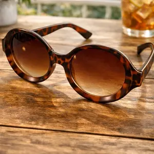 Round Sunglasses – Tortoise Shell Frame | Brown Gradient #12