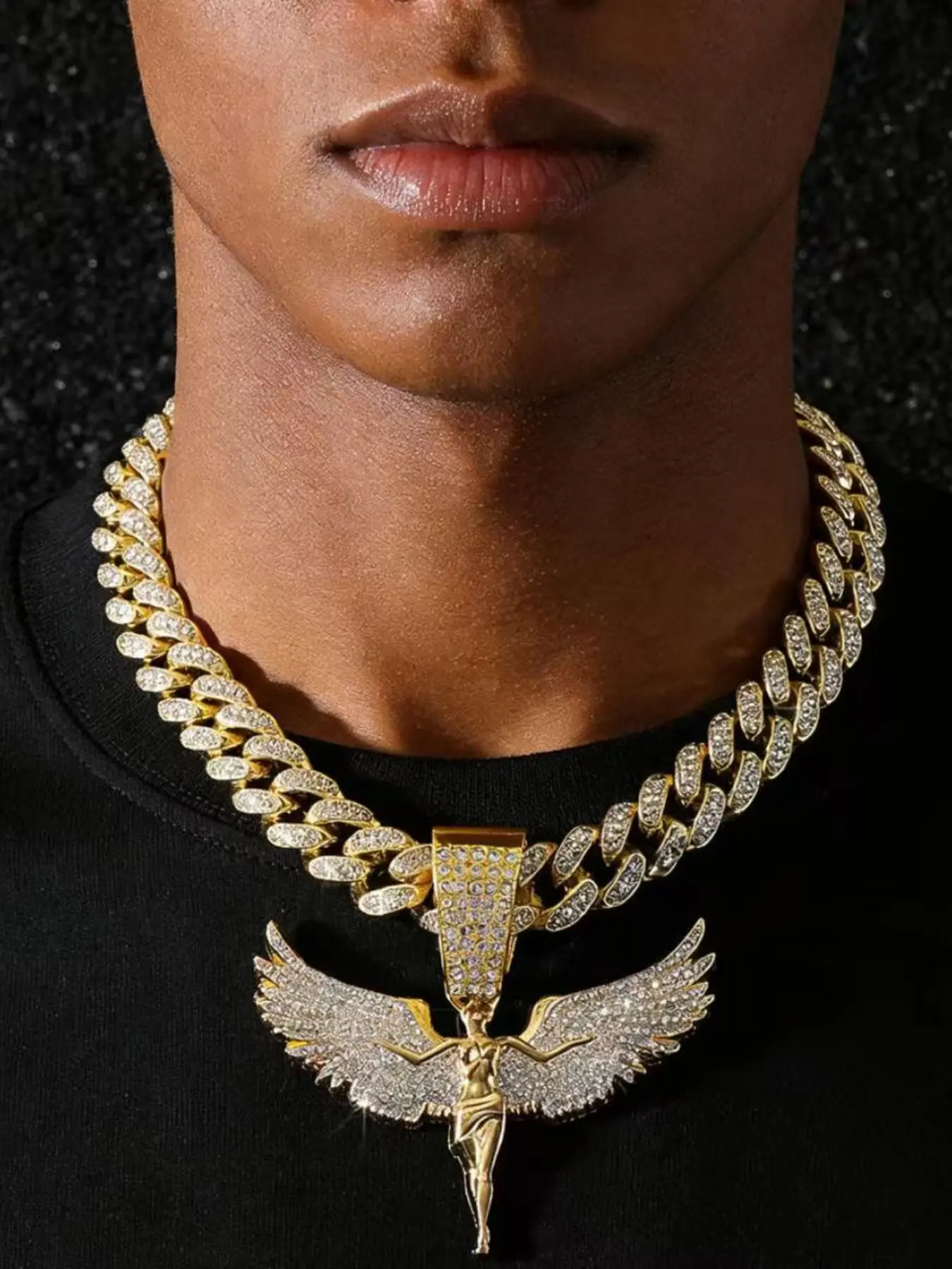 New Men's Full Diamond Chunky Chain Hip-Hop Style Angel Wings Pendant Necklace, Unique Fashion Jewelry, Costume Jewelry Necklace, Trendy Accessory for Men, Cuban Link Design Chain, Cuban Necklaces