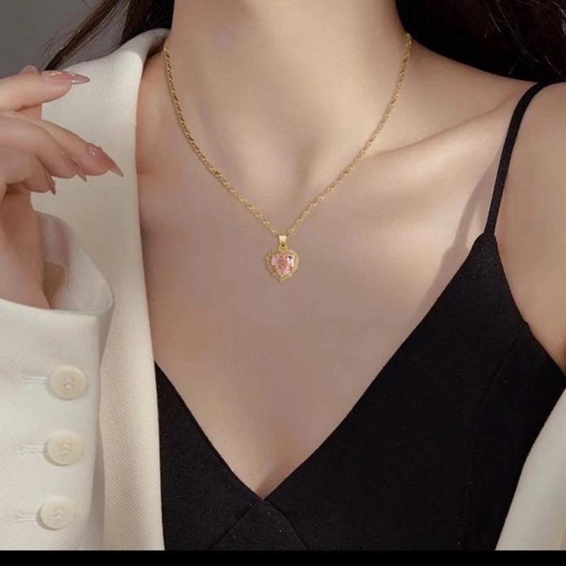 Crystal Heart Necklace for Queens Gold Plated Birthstone Pendant with Heart-Shaped Crystal Symbolizing Love Strength and Individuality