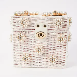 Wicker Daisy Purse