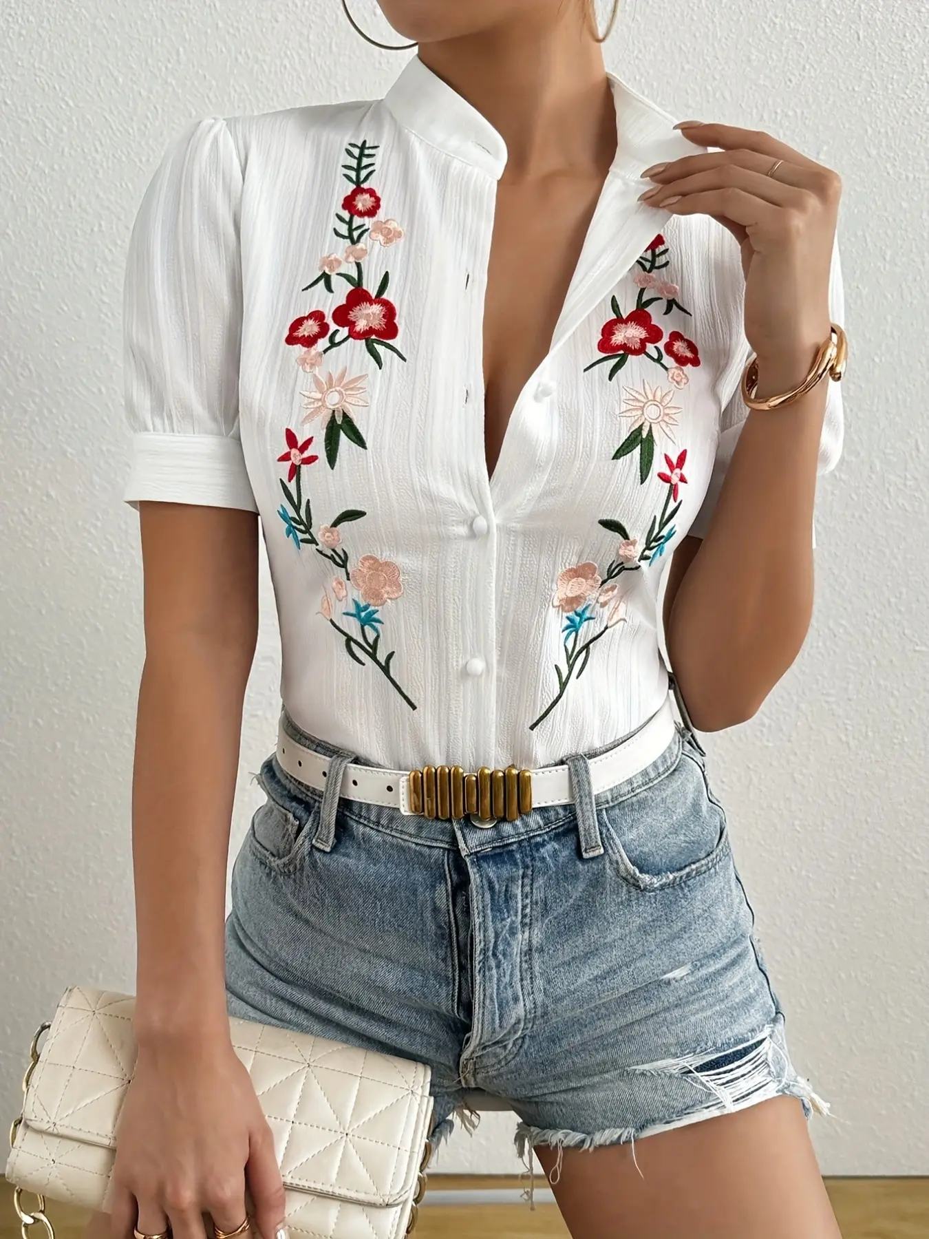 Women's Fitted Short Sleeve Single Button Floral Embroidery Button Front Blouse Shirt, Button Closure Top, Casual Style, Perfect for Daily Wear, Elegant and Comfortable Design, Top