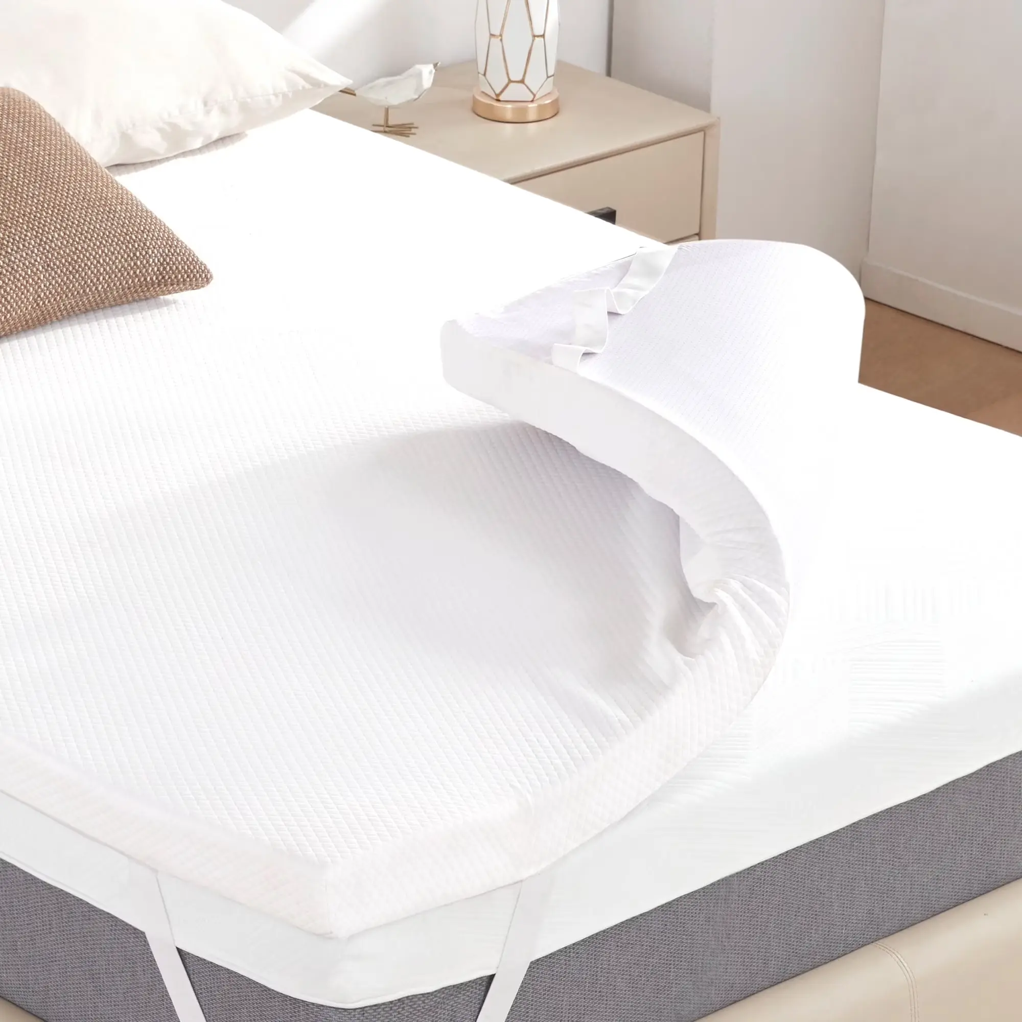 SINWEEK Multi-Size Gel Memory Foam Mattress Topper - Supportive Durable Foam for Long Use, Ventilated High-Density Pad, Back Pain Relief, Airy Breathable Polyester Cover, Non-Slip, Removable Washable, CertiPUR-US/OEKO-TEX Certified (Ideal for Camper/RV)