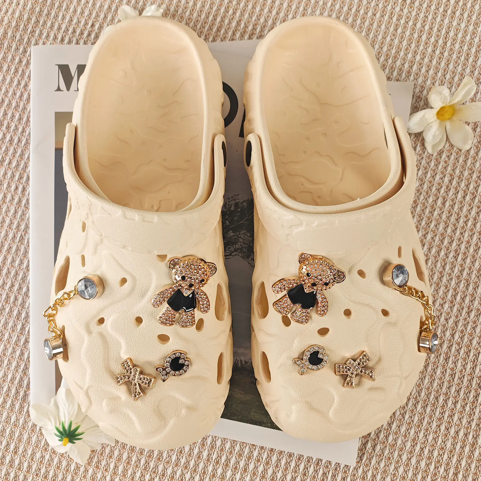Y2K Aesthetic Platform Clogs with Cute Rhinestone Bear Charms & Chain | Non-Slip Thick Sole Garden Shoes, Lightweight Comfortable Beach Sandals for Women