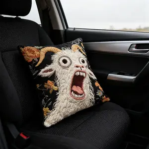 18x18 Inch Funny Screaming Goat Short Plush Pillowcase, Zipper Closure Abstract Animal Print, Home Office Wedding Decor (Pillow Not Included)