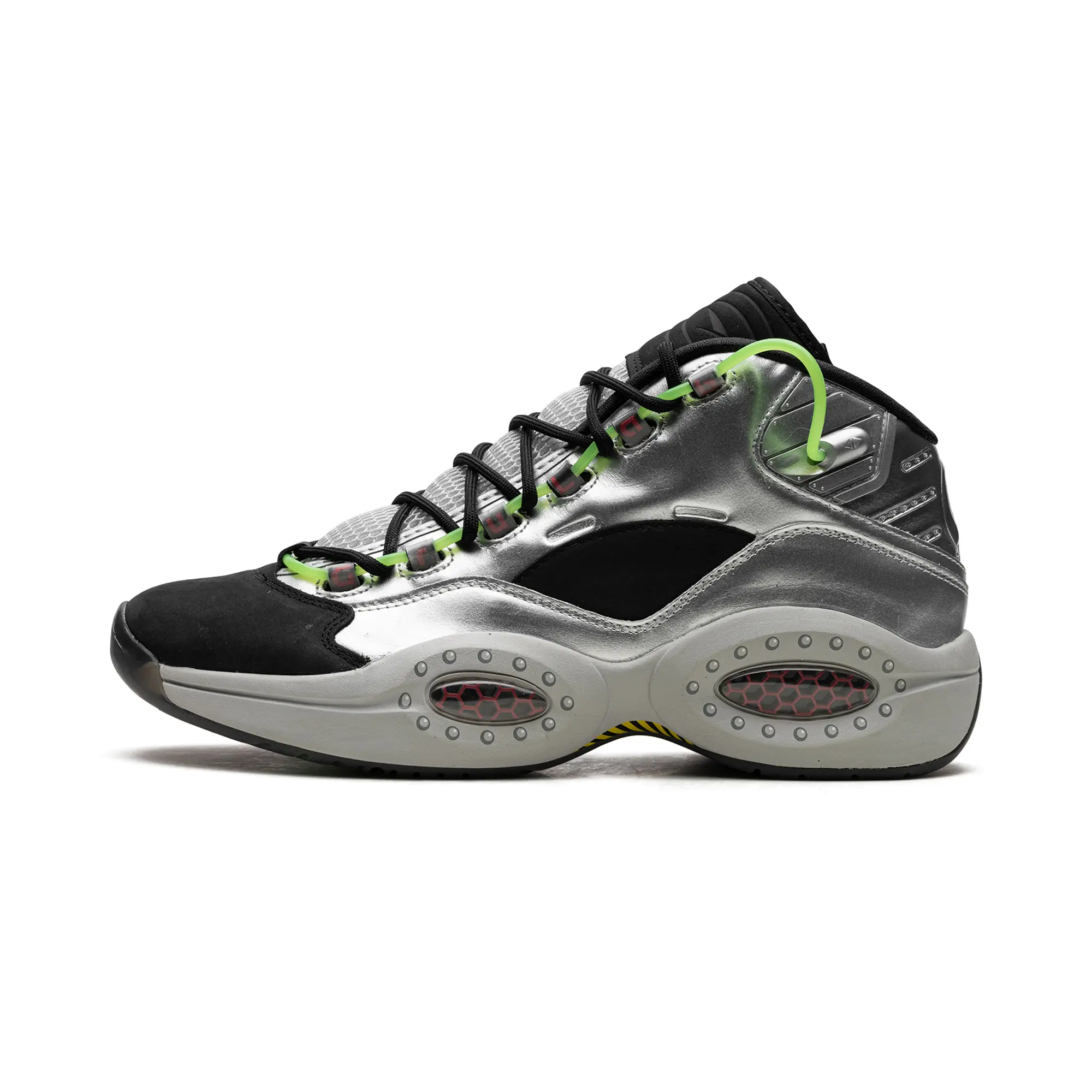 Minions x Reebok Question Mid "Gru" FW7548 Minions x Reebok Question Mid "Gru" FW7548