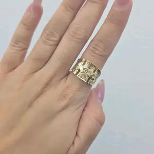 10K Yellow Gold Wide Geometric Engraved Ring