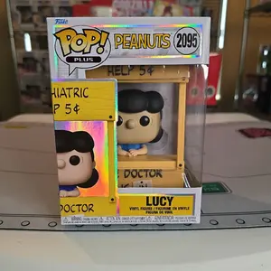 Funko Pop Plus Lucy Psychiatric Help #2095 Peanuts
