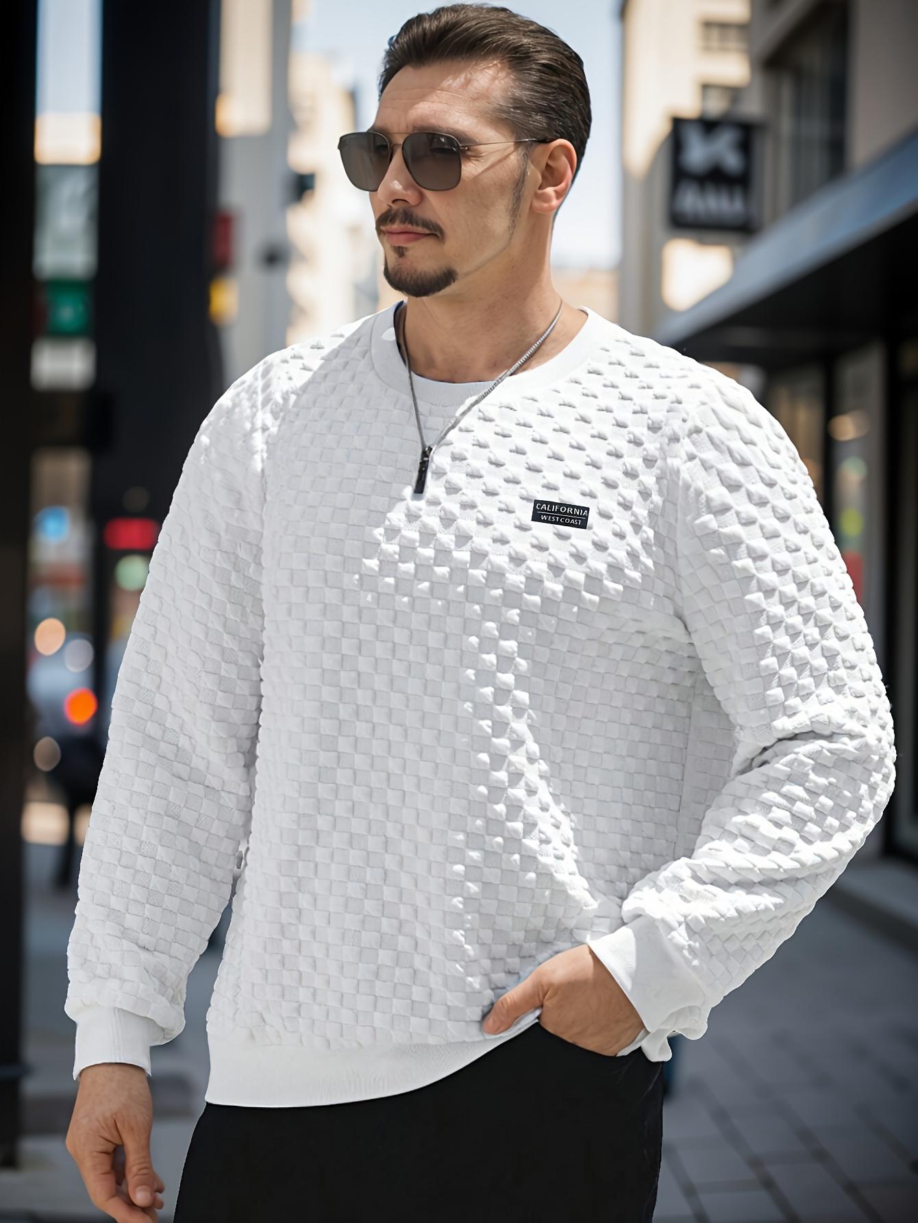 Men's fashionable checkered pattern long sleeved round neck sports shirt, made of 100% polyester knitted fabric, casual regular style, moderate elasticity, solid color cut with printed details, weighing 8.47 ounces per square meter. X