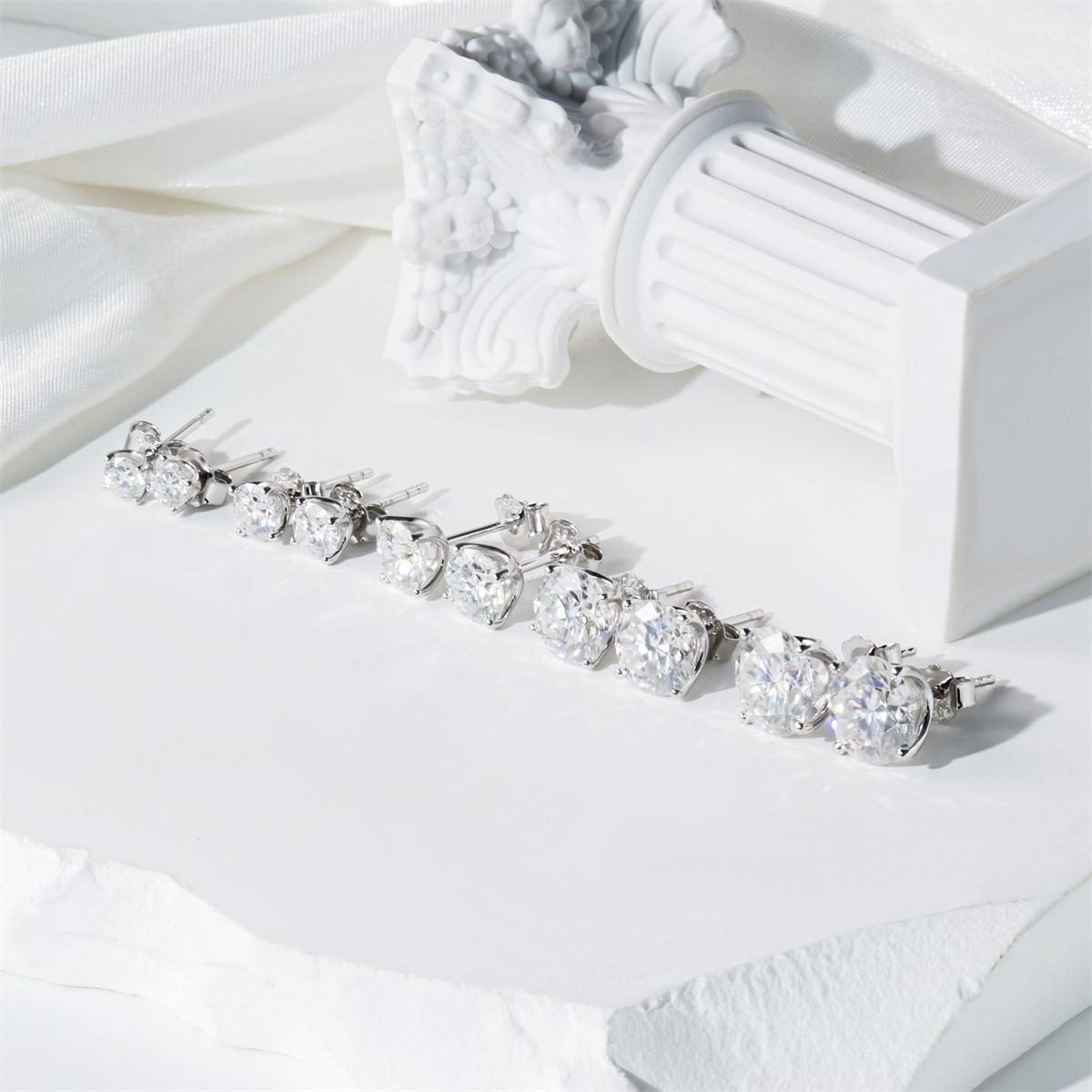 Delzzad 14k Gold-Plated Solitaire Four Prong Earrings Screw Back/Butterfly Back Lab-Created Moissanite Stud Earring S925 Sterling Silver Moissanite Jewelry Perfect Birthday Mother’s Day Christmas Gift for Men Women Wedding Set