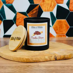 Tonka Bean & Oud Wood Wooden Wick Candle