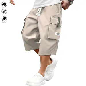 Men’s Colorblock Cargo Shorts – Casual cargo style featuring a drawstring waistband, large pockets, and letter patches; solid color regular fit, suitable for everyday wear and outdoor activities