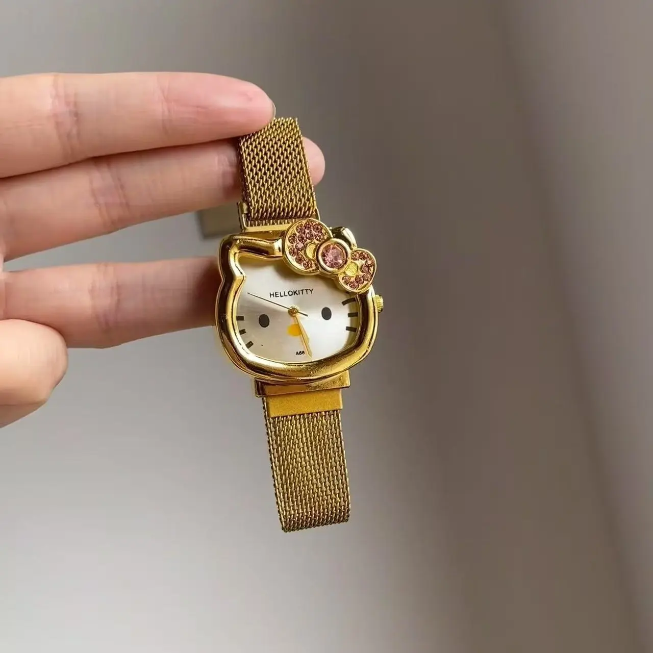 Kawaii Hello Kitty Watch by Sanrio | Adorable Character Dial  display picture 3