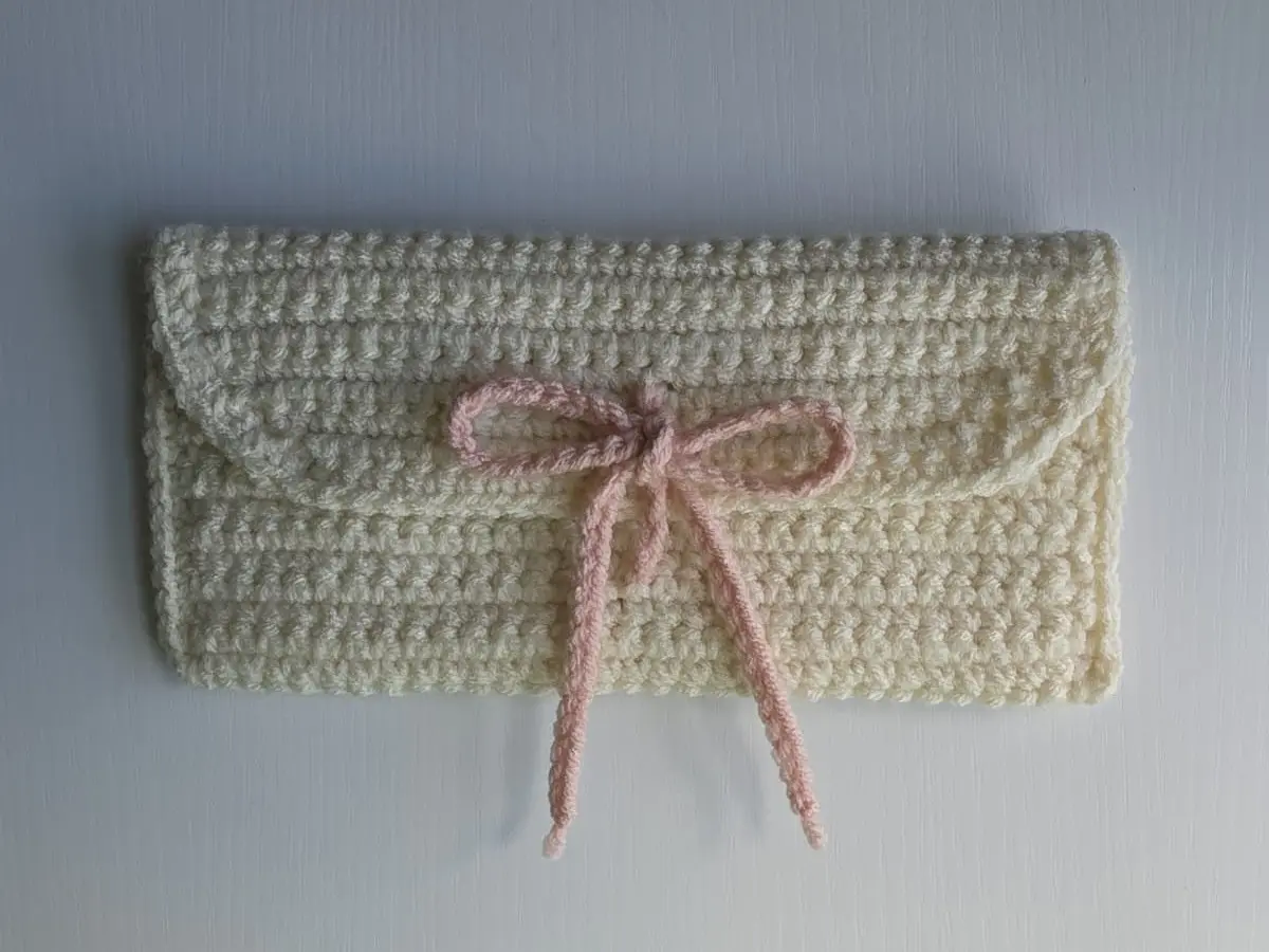 Crochet Pencil Case with Pink Bow - Handmade Crochet Pencil Case with Pink Bow, Ideal for Everyday Use, Perfect for Organizing School Items