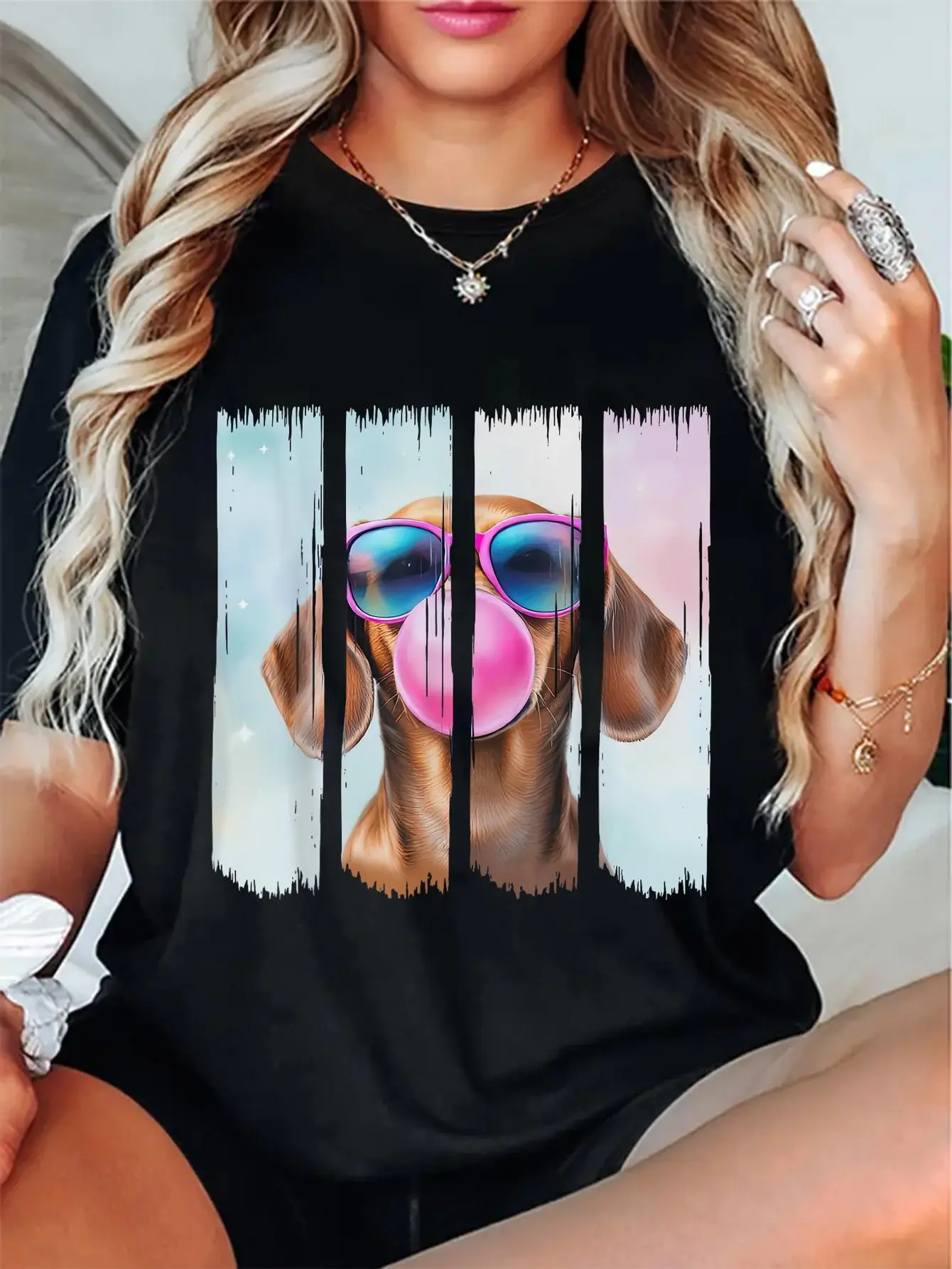 100% Cotton Unisex Doxie Dog Blowing Bubblegum Wearing Glasses Cute Dachshund T-Shirt