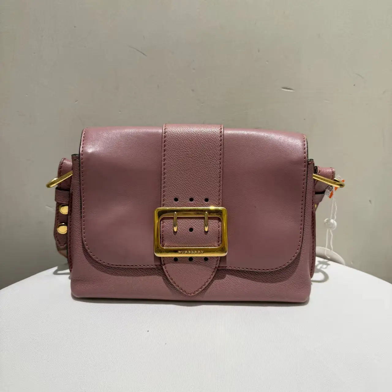 Pre-owned BURBERRY Calfskin Crossbody Bags Buckle Crossbody Bag Dusty Pink Leather