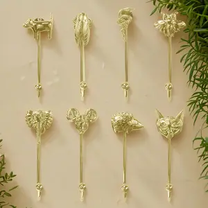 8Pcs Metal animal hook set, wall decoration,the best gift for your family- Perfect for Home/ Office Decor, Ideal Gift for Family, Friends, Suitable for Christmas, Graduation,Thanksgiving