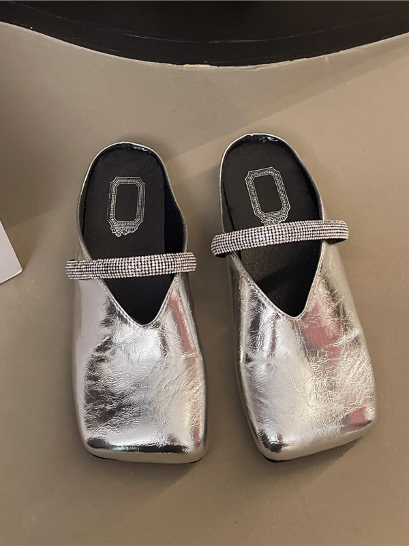 Style Square Toe Slippers, Soft PU Leather Half Sandals, Casual Slip-On Shoes, European & American Fashion, Comfortable & Versatile, Footwear, Elegant Footwear, Flat Sandal Shoes, Mule Slides, Pu Leather Mules, Mule Flats