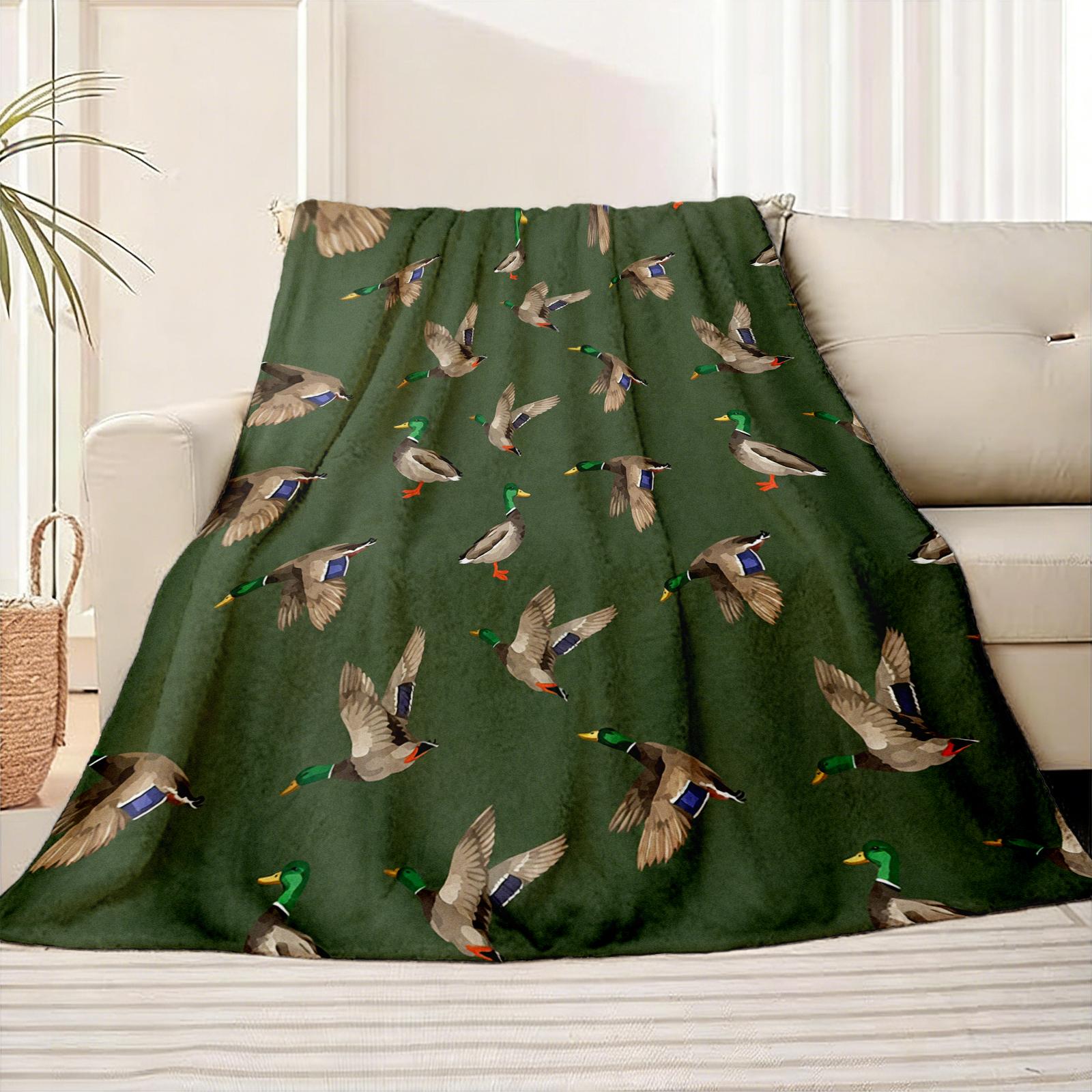 Duck Pattern Blanket, Soft Warm Throw Blanket, Air-conditioned Room Blanket, Warm Nap Blanket for Home Office Travel Camping bed sofa couch room decoration