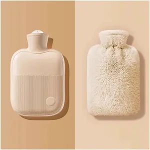 Hot Water Bottle, fillable with Water, Hand Warmer, Premium Heat Pack for Pain Relief, Menstrual Cramps, Cosy Evenings, Mattress Warming and Foot Warmth.