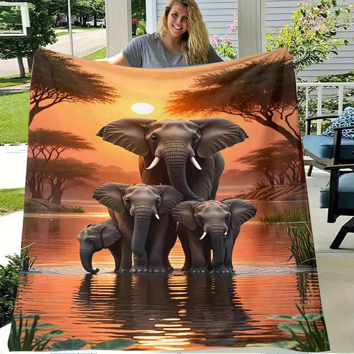 1Pc Bohemian Style Elephant Print Sunset Fleece Throw Blanket - 100% Polyester, Soft, Lightweight, Hypoallergenic Animals-Themed Blanket, Perfect For Bed & Sofa, Bohemian Style Blankets