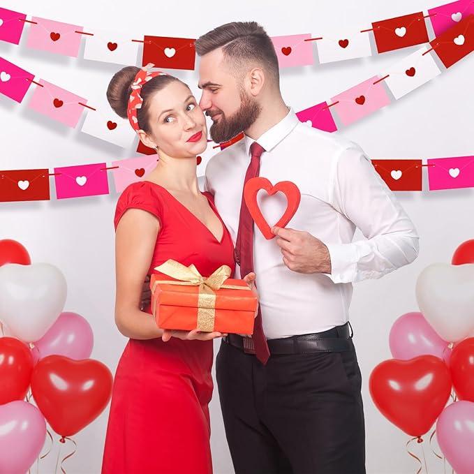 Valentine's Day Decoration Heart Envelope Garland Love Letter Banner Felt Heart Garland Banner Hanging Heart Decorations Rustic Farmhouse Hanging Decor for Wedding Anniversary Gothic Bridal Shower Party Fireplace Mantle Wall Door Room Bedroom Home Decor