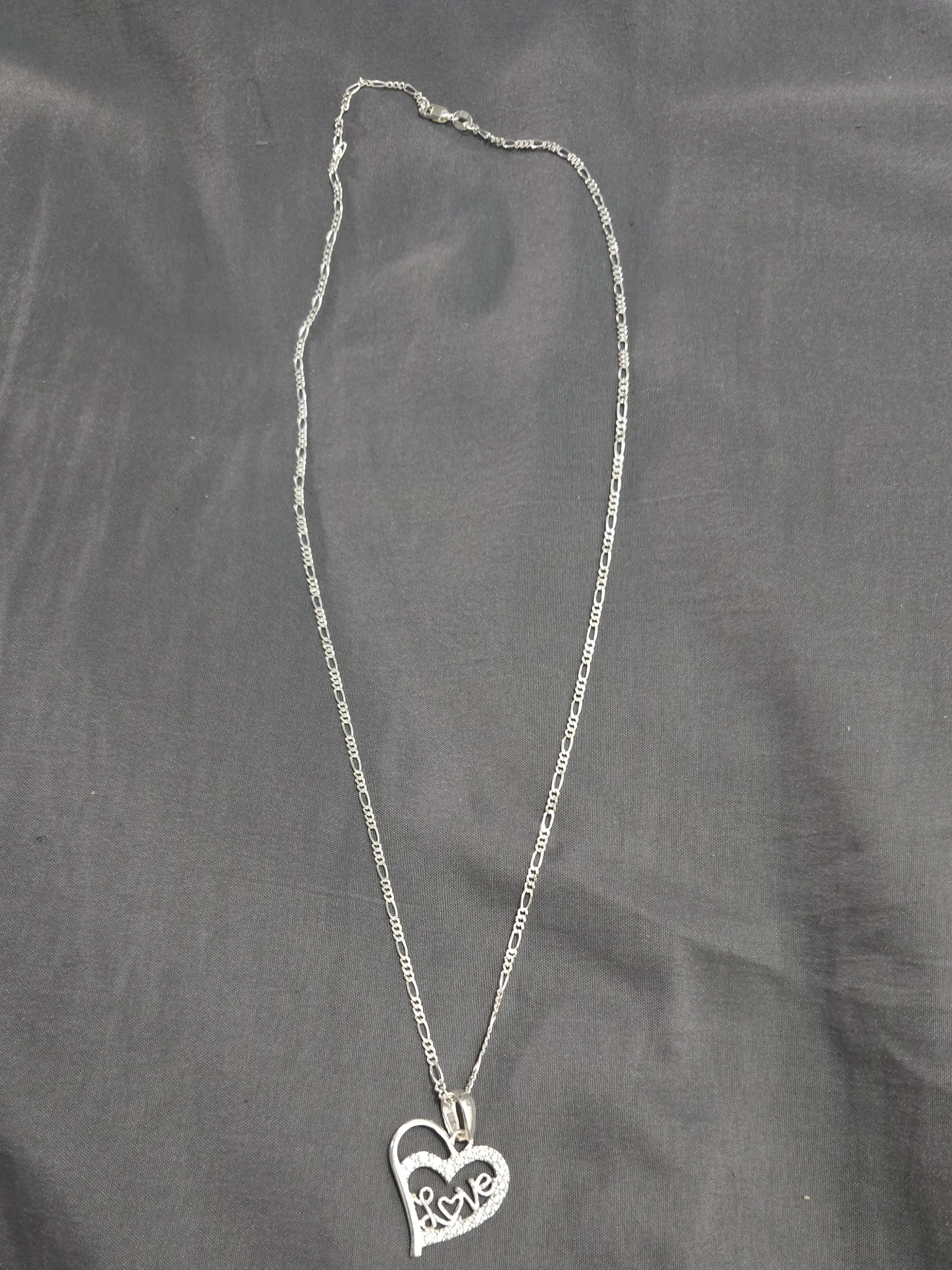 925 Sterling Silver Heart Pendant Necklace with Sparkling Stones
