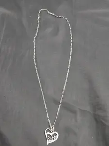 925 Sterling Silver Heart Pendant Necklace with Sparkling Stones