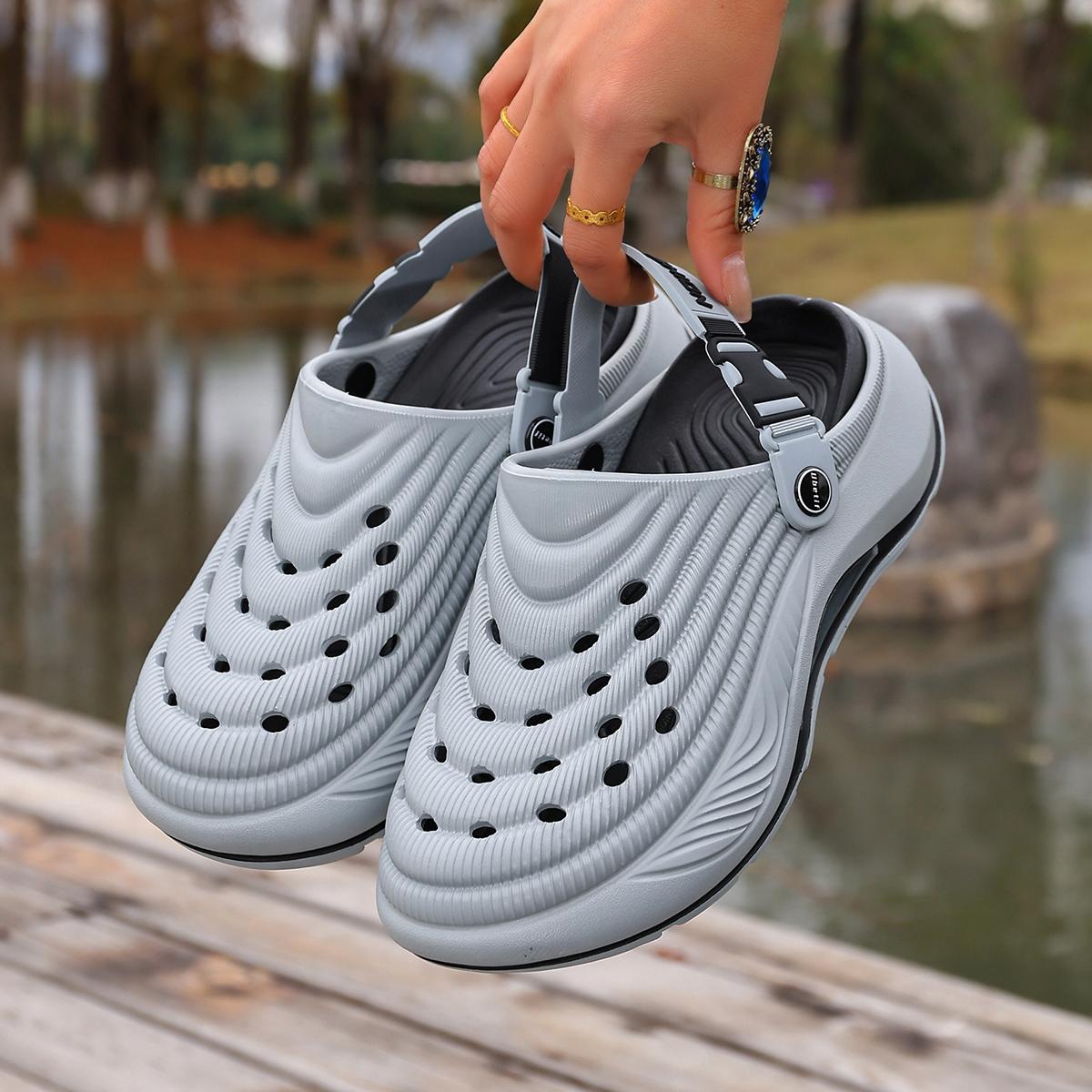Men's and Women's  Clogs Outdoor Thick Sole Non-Slip Odor Resistant Durable Quick Drying Soft Beach Sandals.Summer Slippers
