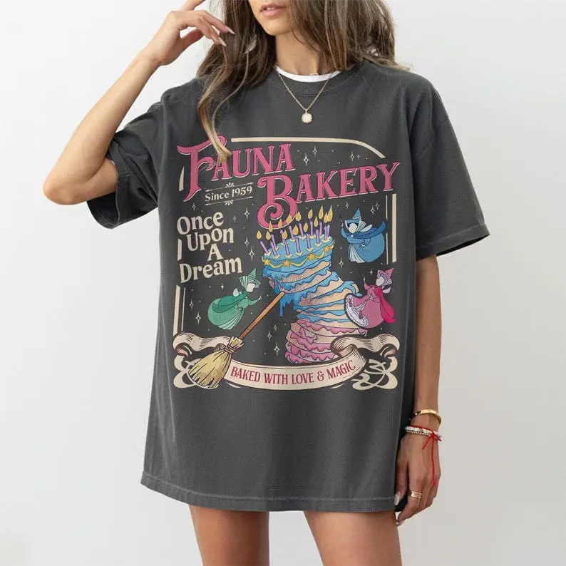 Comfort Colors Women's Pure Cotton Short-Sleeve Oversized Round Neck Streetwear Graphic Fauna Bakery Cartoon Tee - Unisex Fit, 2XL, Soft Vintage Illustration, Fairytale Baking Aesthetic, Fade-Free Ink, Casual Women's Top, Tshirt
