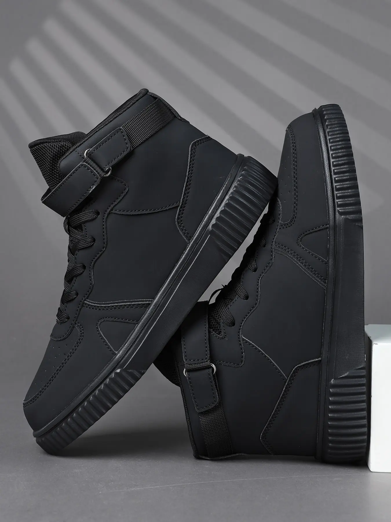 Men's Warrior High Top Style Casual Athletic Training Sports Shoes, Trainer Sneakers, Pure Simple Design, PU Leather, Anti-Slip, Durable, Suitable for Work, School, Leisure