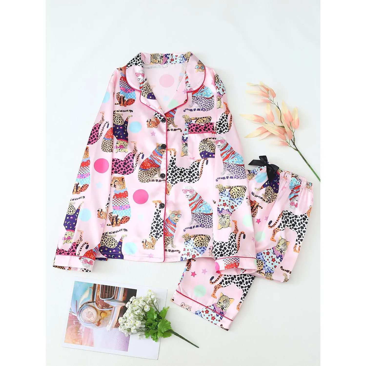 Leopard Print Women's Pajama Set - Long Sleeve Top & Full-Length Pants
